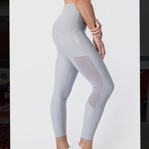 Kora now Acta gray leggings with mesh and pockets